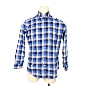 Buttoned‎ Down Men’s Blue Plaid Fitted Button Down Size Medium